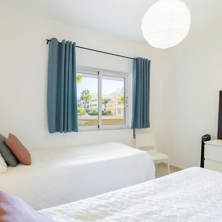 Centralgarve - Spacious & Elegant - Vilamoura W Pool - Jacarandas 公寓 *