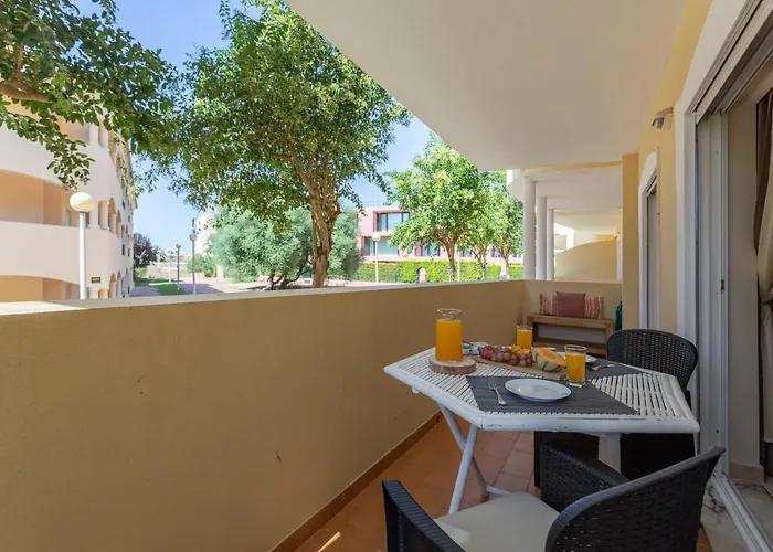 Appartement Centralgarve - Spacious & Elegant - Vilamoura W Pool - Jacarandas *