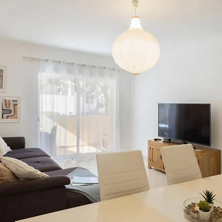 Apartment Centralgarve - Spacious & Elegant - Vilamoura W Pool - Jacarandas Quarteira