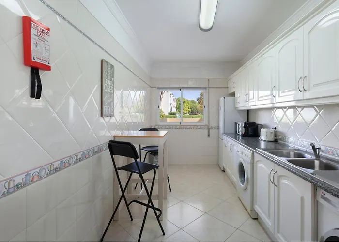 Centralgarve - Spacious & Elegant - Vilamoura W Pool - Jacarandas