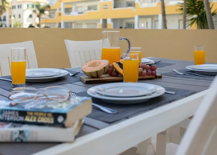 Apartament Centralgarve - Spacious & Elegant - Vilamoura W Pool - Jacarandas Quarteira